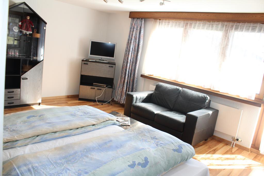 Ferienwohnung Silberdistel, Saastalstrasse 178 Buitenkant foto